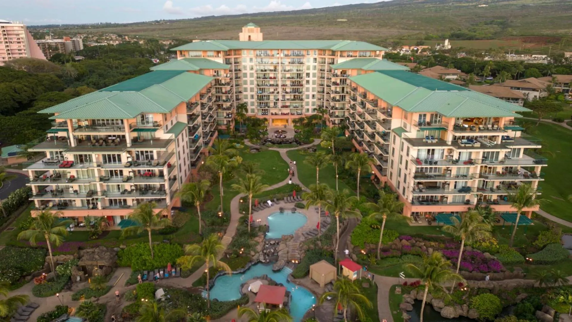 Kbm Resorts Spacious 4-Bedroom Honua Kai Collection Multi Unit Listing Same Floor Ocean Views 2 Free Rental Cars Hkk-24245 Kaanapali